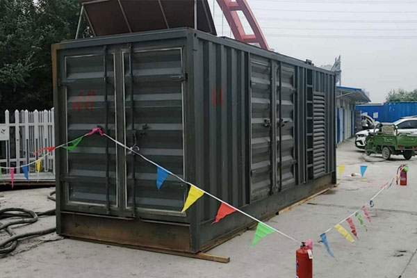 恩施发电机租赁空气滤清器多久更换一次?